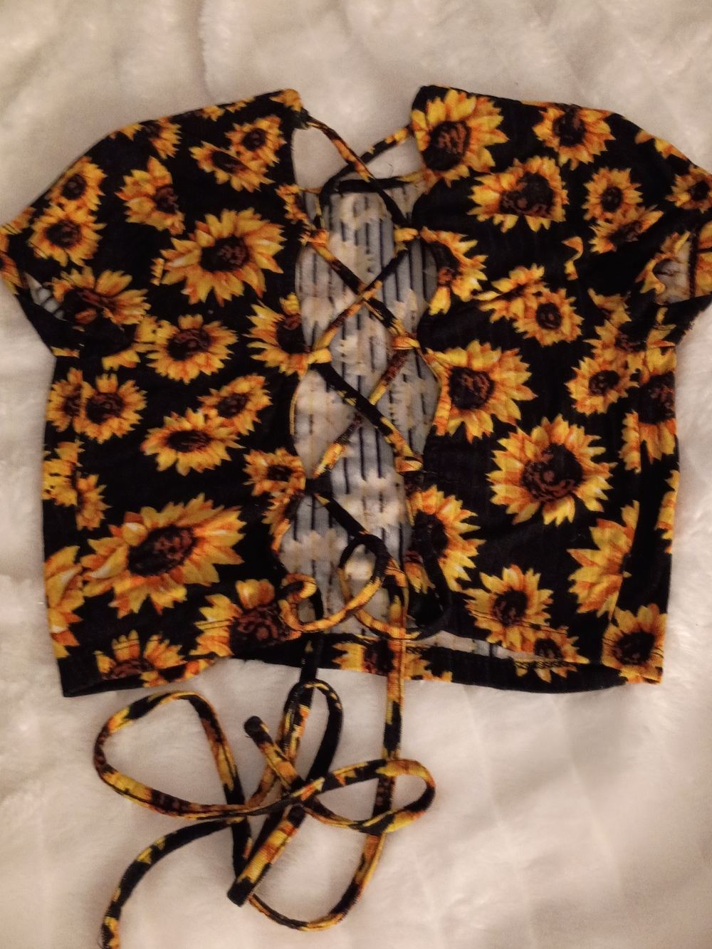Sunflower Lace-Up Crop Top - Black/Yellow